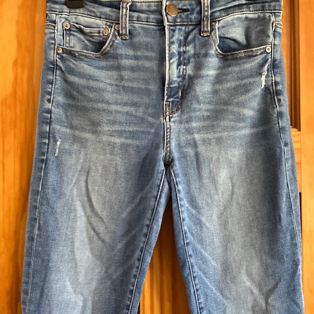 American Eagle Washed Ne(x)t Level Stretch High Waisted Jeggings. Size 8